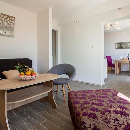 Hill Apartment With Private Pool Kučine Exterior foto